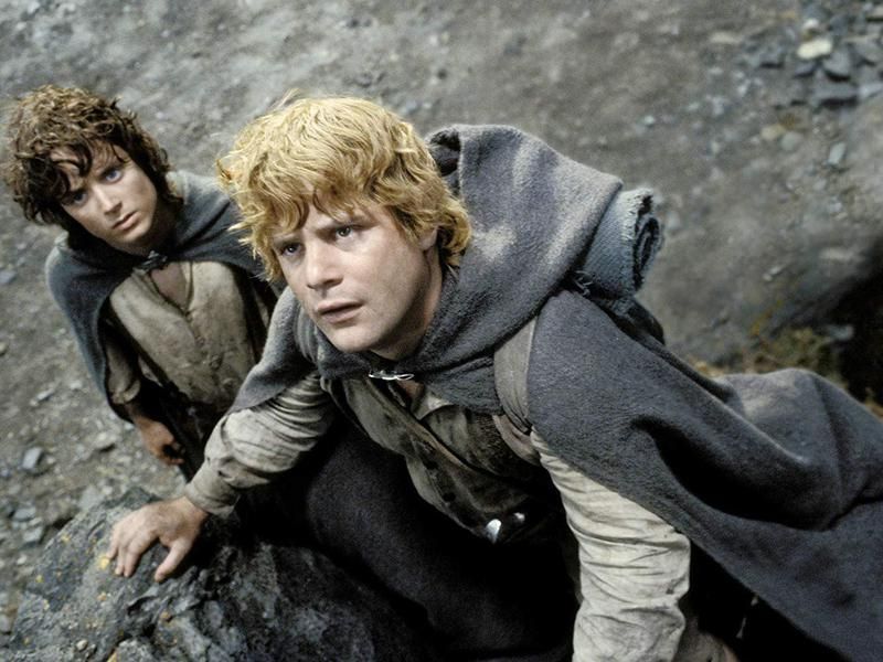 Sean Astin and Elijah Wood in The Lord of the Rings: The Return of the King (2003)