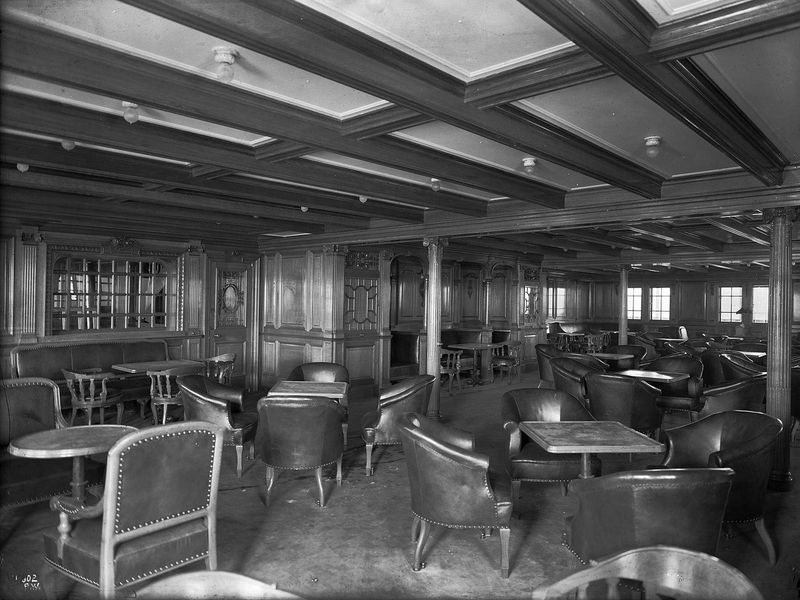 Second-class smoking room in Titanic