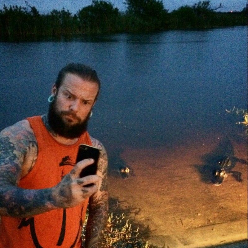 Selfie with alligators