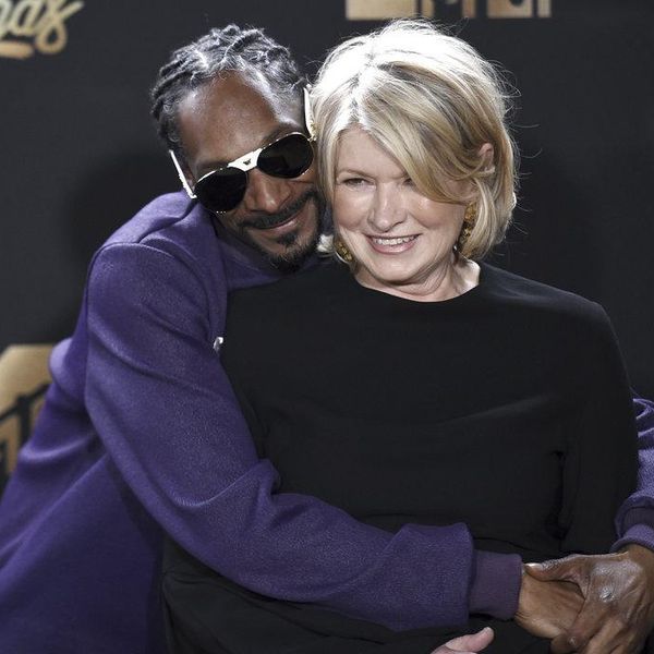 Snoop Dogg, left, and Martha Stewart pose in the press room at the MTV Movie and TV Awards at the Shrine Auditorium on Sunday, May 7, 2017, in Los Angeles. (Photo by Richard Shotwell/Invision/AP)