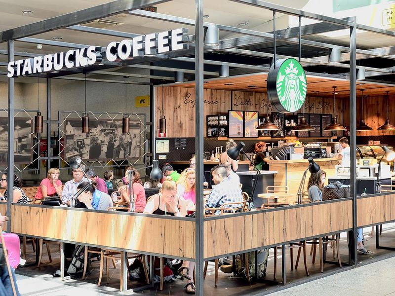 Starbucks coffee at Lisbon Airport
