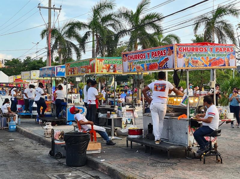 Street sellers in Parque de las Palapas, Cancun