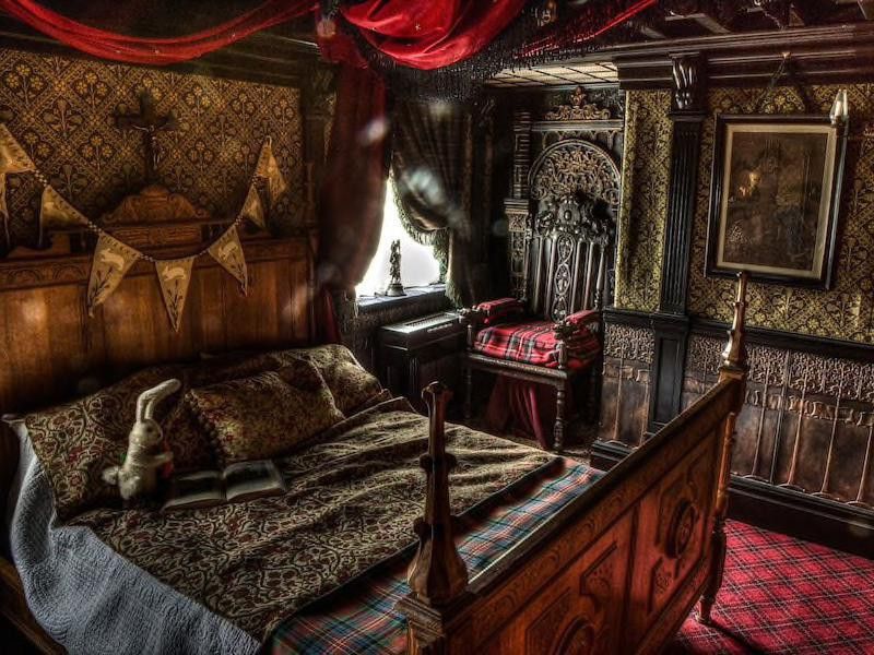 Talliston haunted bedroom