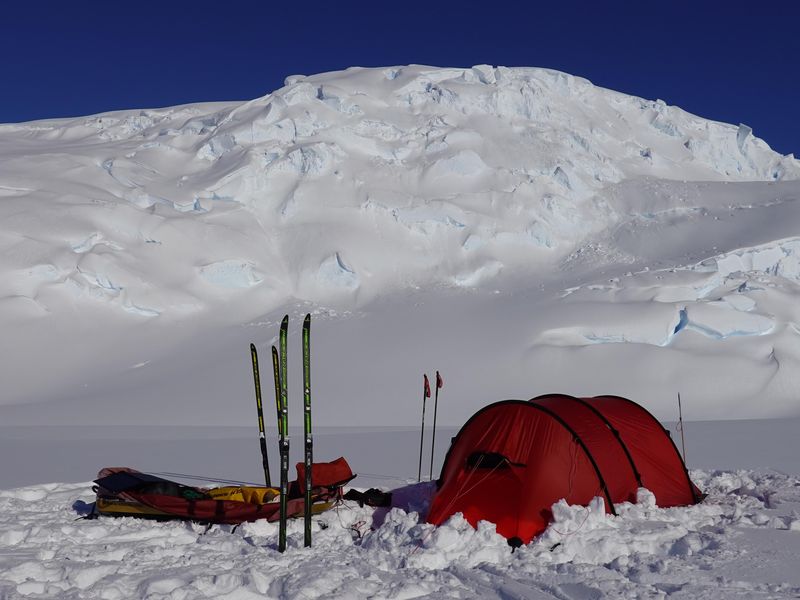 Tent with skis