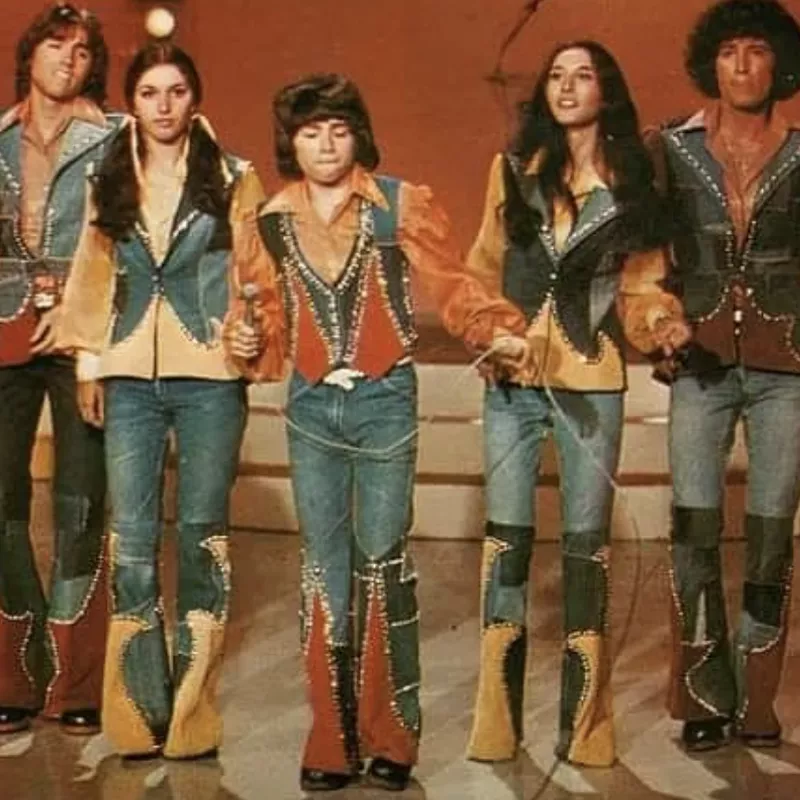 17 Worst 70s Fashion Trends That Everyone Wore - 70s Style Mistakes