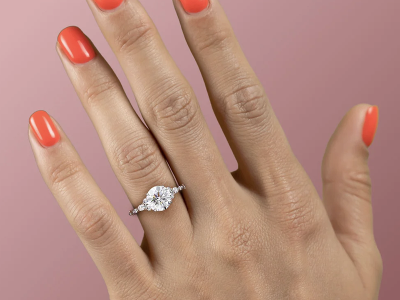 The Kristen round cut diamond engagement ring