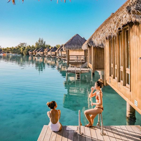 30 Overwater Bungalows That Inspire Us to Book a Flight, Now