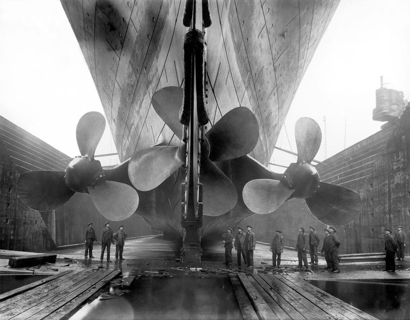 The workers of the Titanic