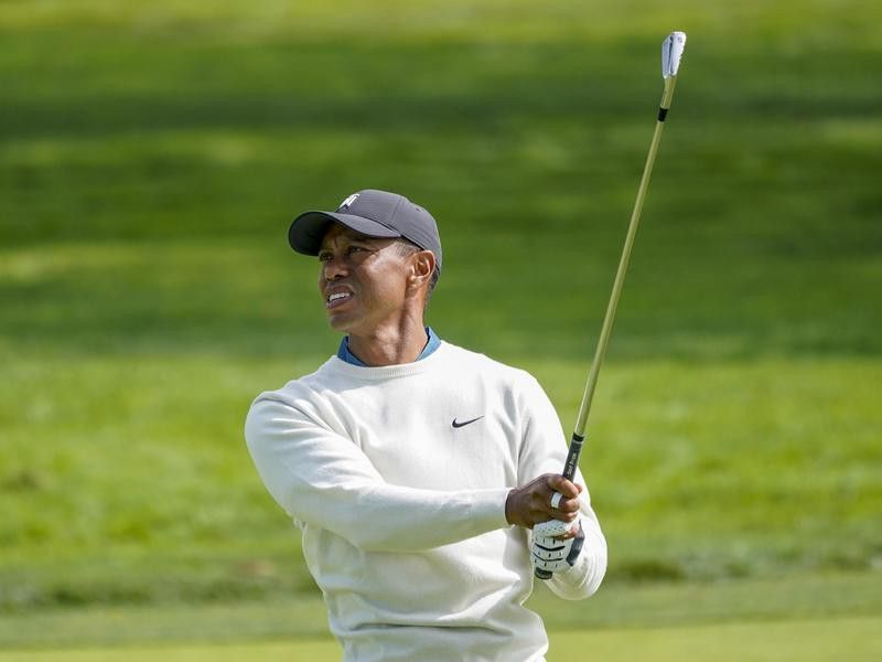 Tiger Woods plays a shot at the 2020 U.S. Open
