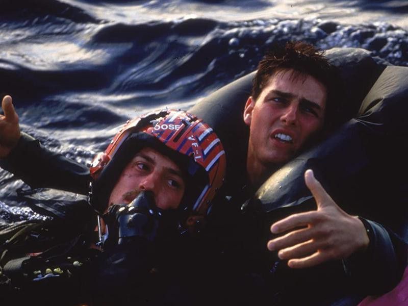 Tom Cruise and Anthony Edwards
