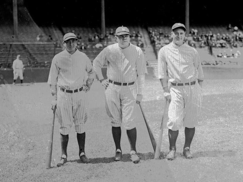 Tony Lazzeri, Babe Ruth, and Lou Gehrig posing
