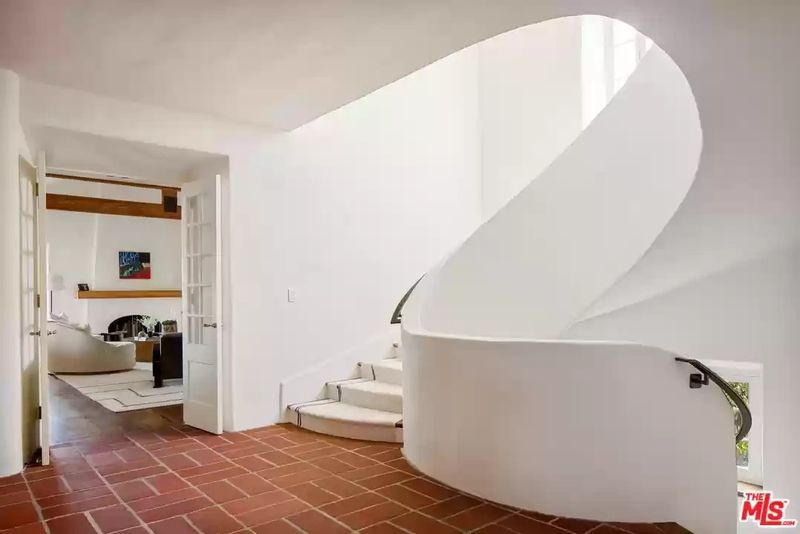 Unique staircase