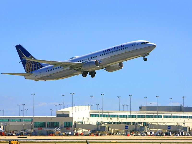 United Airlines Boeing 737 departing from Fort Myers International Airport in Florida USA