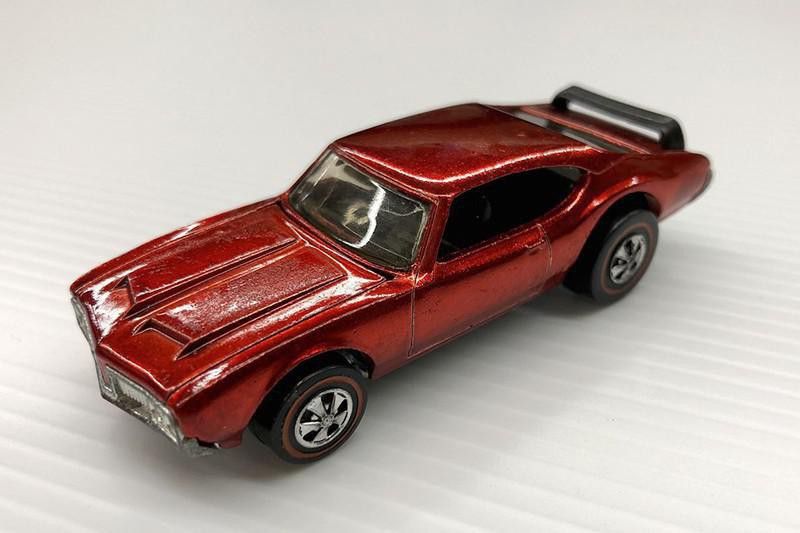 Valuable Hot Wheels: 1971 Red Oldsmobile 442