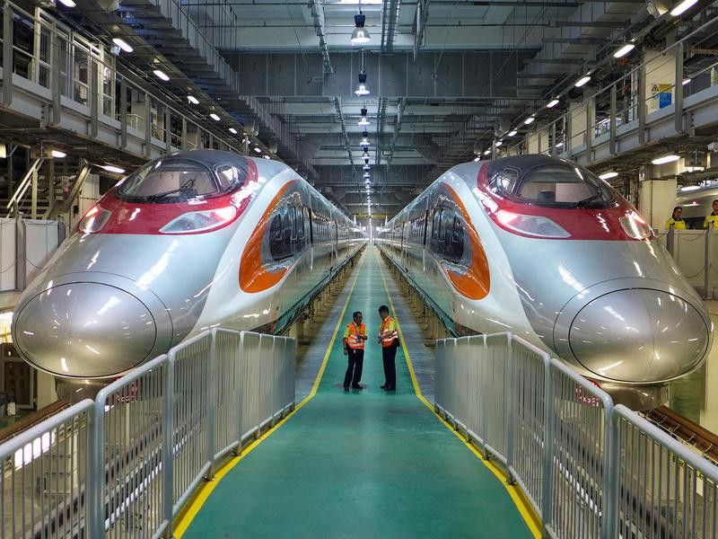 Vibrant Express trains in Shek Kong