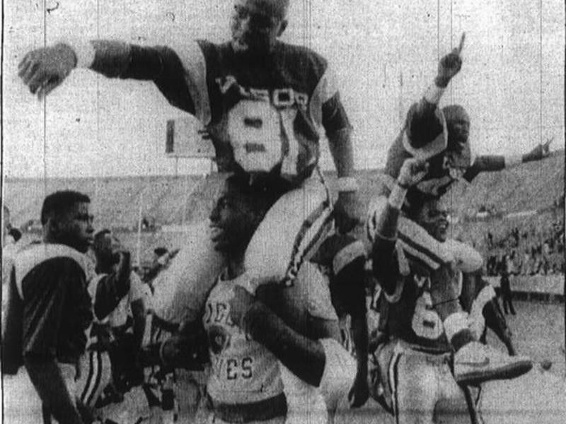 VIgor High School players celebrate in 1988