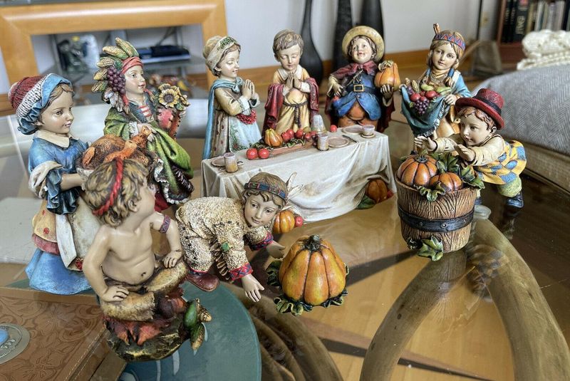 Vintage 10-Piece Resin Children Celebrating Thanksgiving Figurines