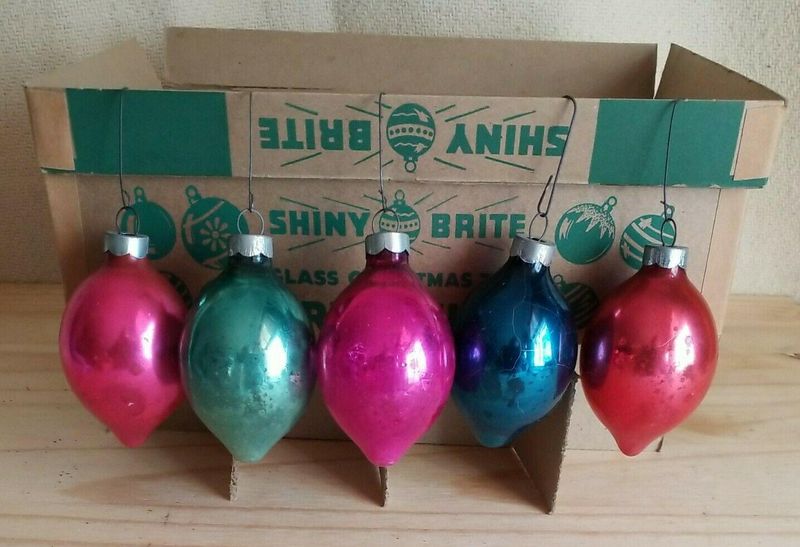 Vintage Teardrop Christmas Ornaments