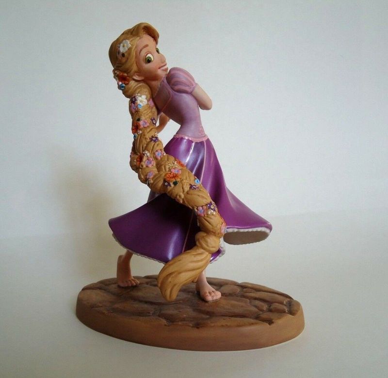 WDCC Braided Beauty from Tangled statue/figurine