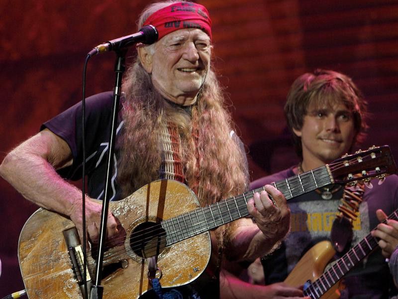 willie and lukas nelson