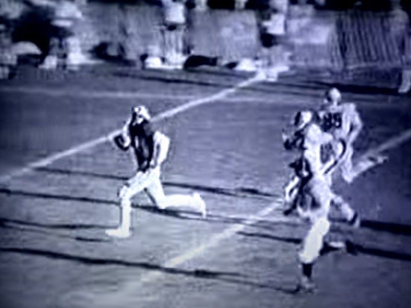 Willie Wilson playing high school football