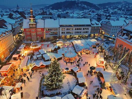Winter market in the German town of Eisenach