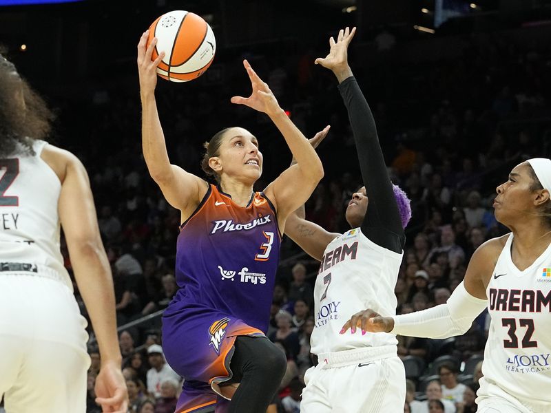 WNBA star Diana Taurasi shoots