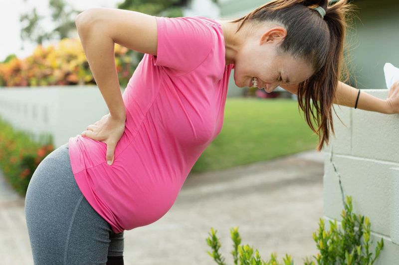 Woman having contractions