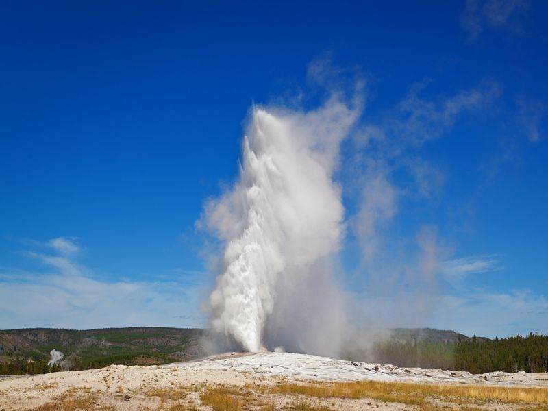 Yellowstone National Park Old Faithful geyser eruption