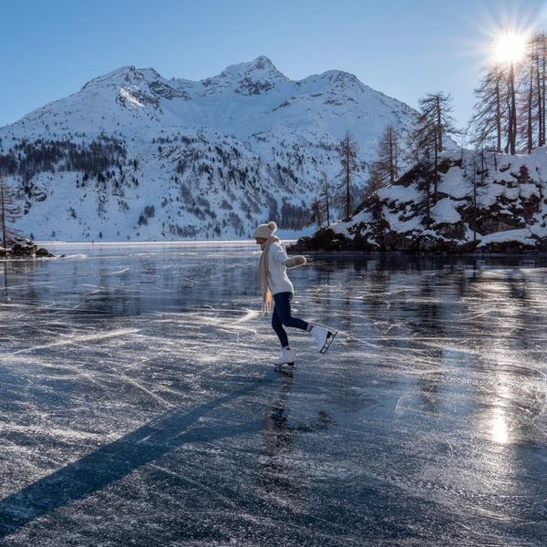 39 of the World's Most Beautiful Outdoor Ice Skating Rinks