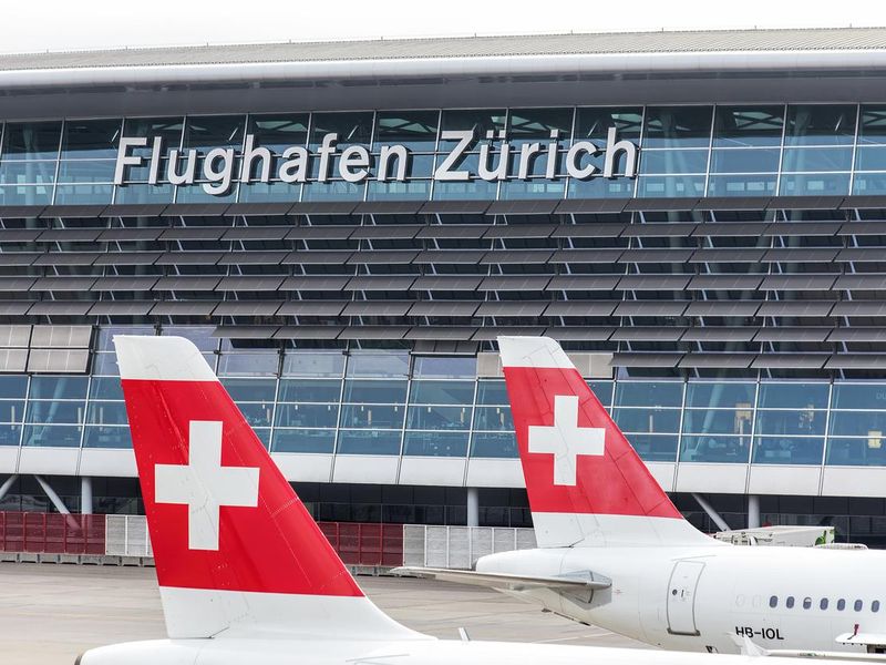 Zurich airport Swiss Airlines planes